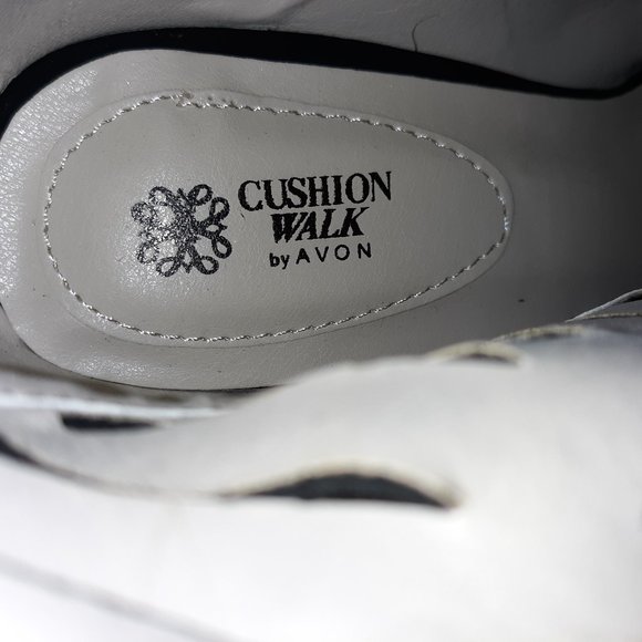 ((( Buy One Get One Free )) )(New)(Peekaboo Lace up Sandal Heel, Sizes 6 and 7. - Picture 6 of 8